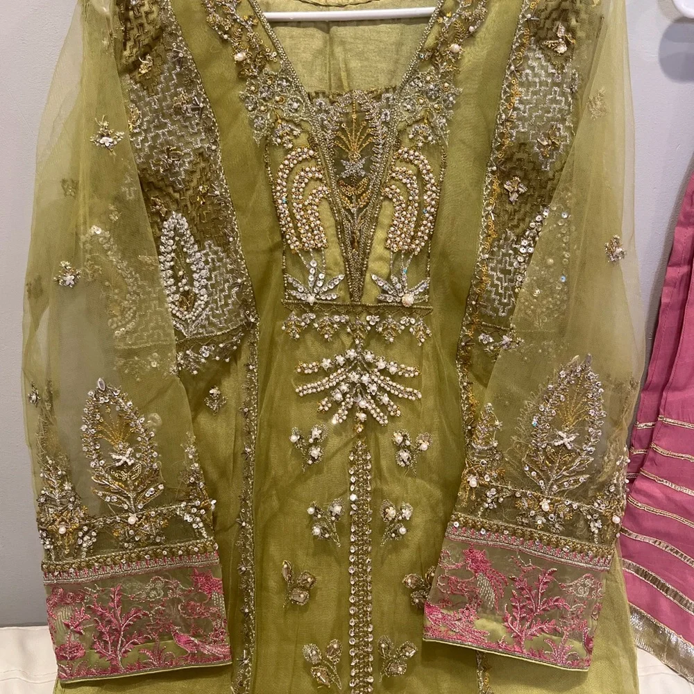 Pakistani Indian zaha branded suit sold - Picture 4 of 14